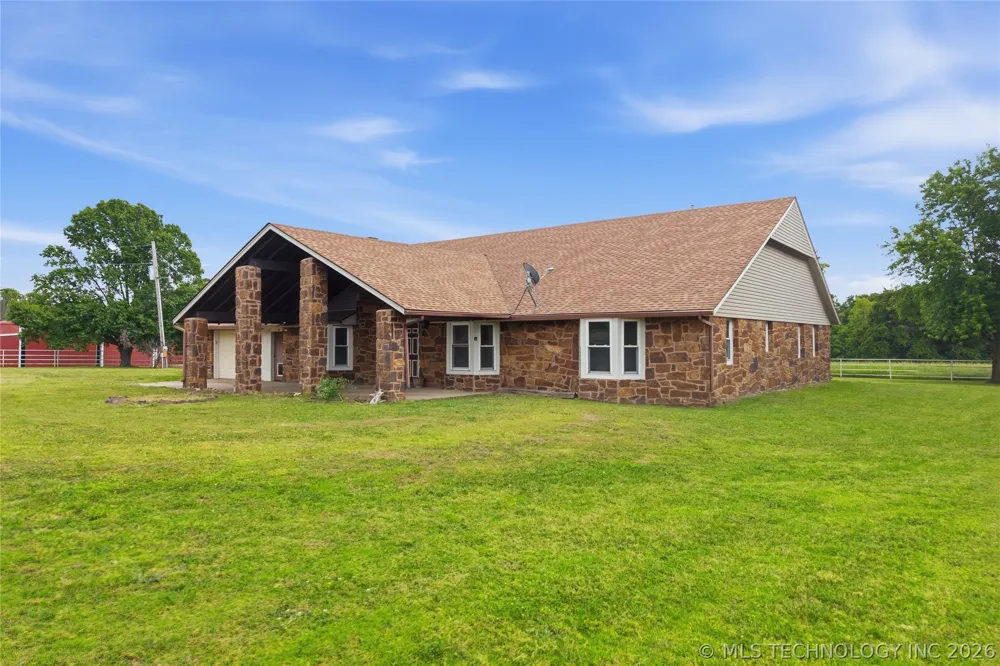 15550 S 4187 ROAD Claremore, OK 74017