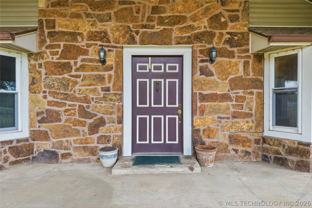 15550 S 4187 ROAD Claremore, OK 74017