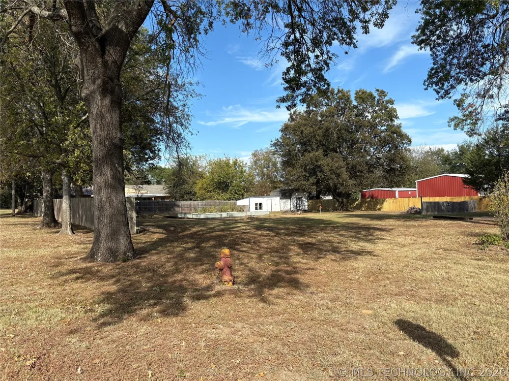701 NE 4th Street Wagoner, OK 74467