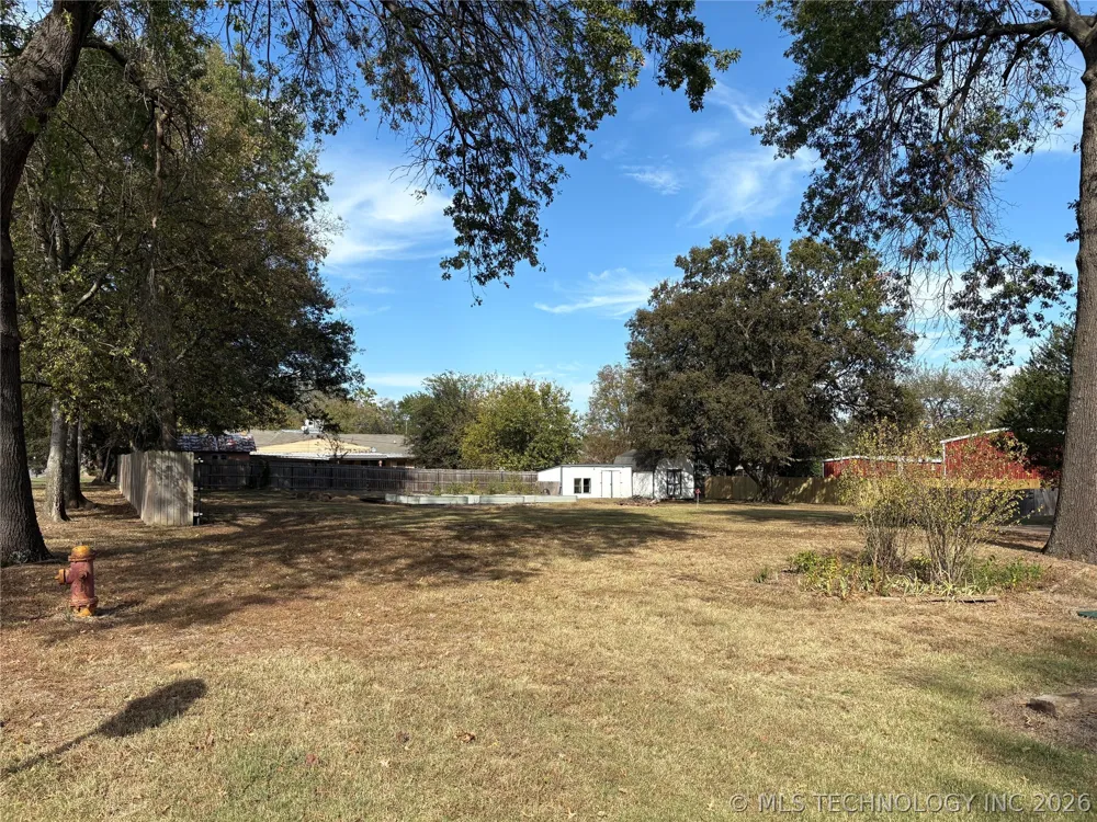 701 NE 4th Street Wagoner, OK 74467