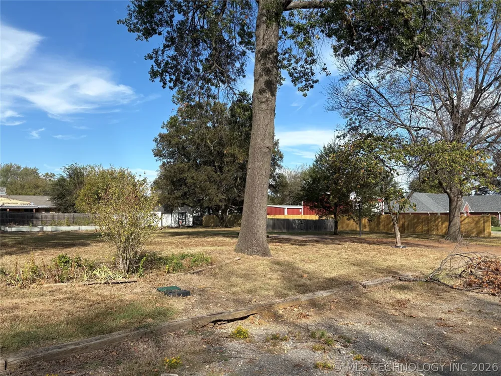 701 NE 4th Street Wagoner, OK 74467