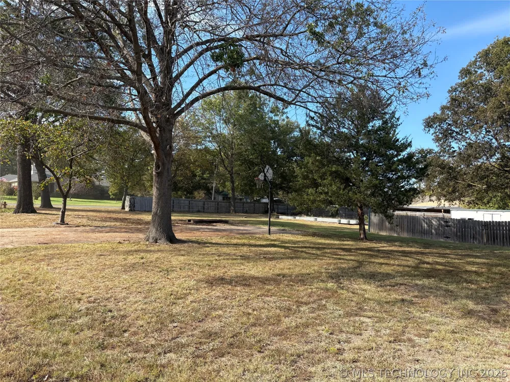 701 NE 4th Street Wagoner, OK 74467