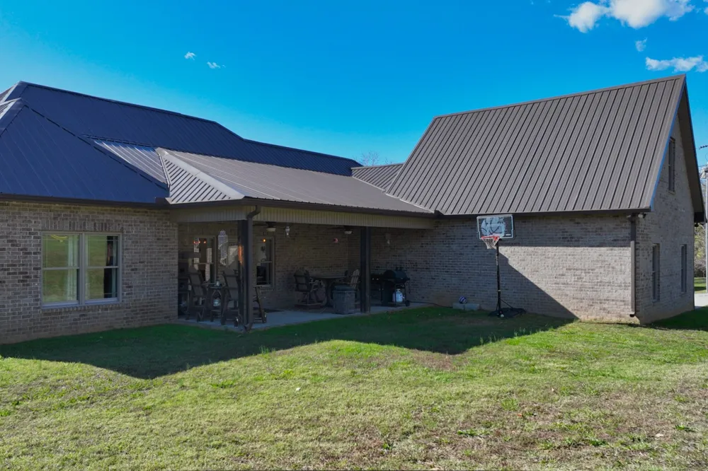 2189 Double Branch Rd Columbia, TN 38401