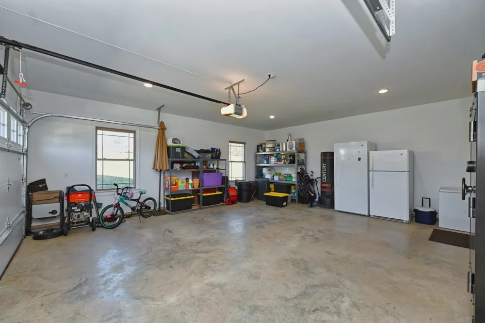 2189 Double Branch Rd Columbia, TN 38401