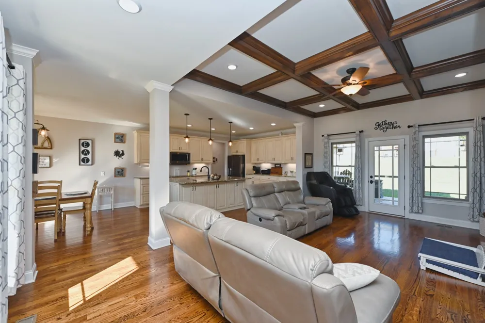 2189 Double Branch Rd Columbia, TN 38401