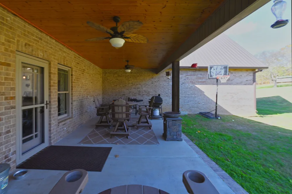 2189 Double Branch Rd Columbia, TN 38401
