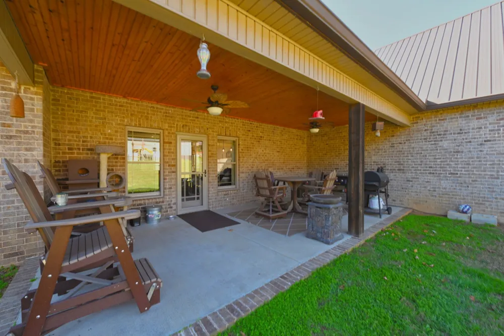 2189 Double Branch Rd Columbia, TN 38401