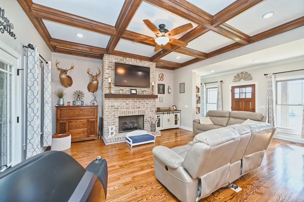 2189 Double Branch Rd Columbia, TN 38401