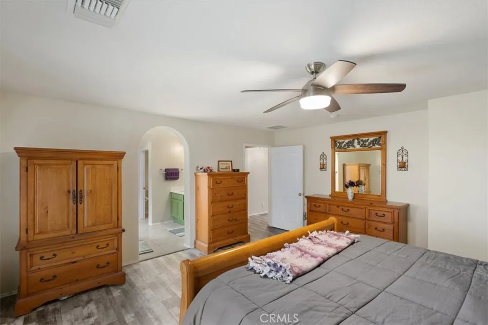 33410 Wallace Yucaipa, CA 92399