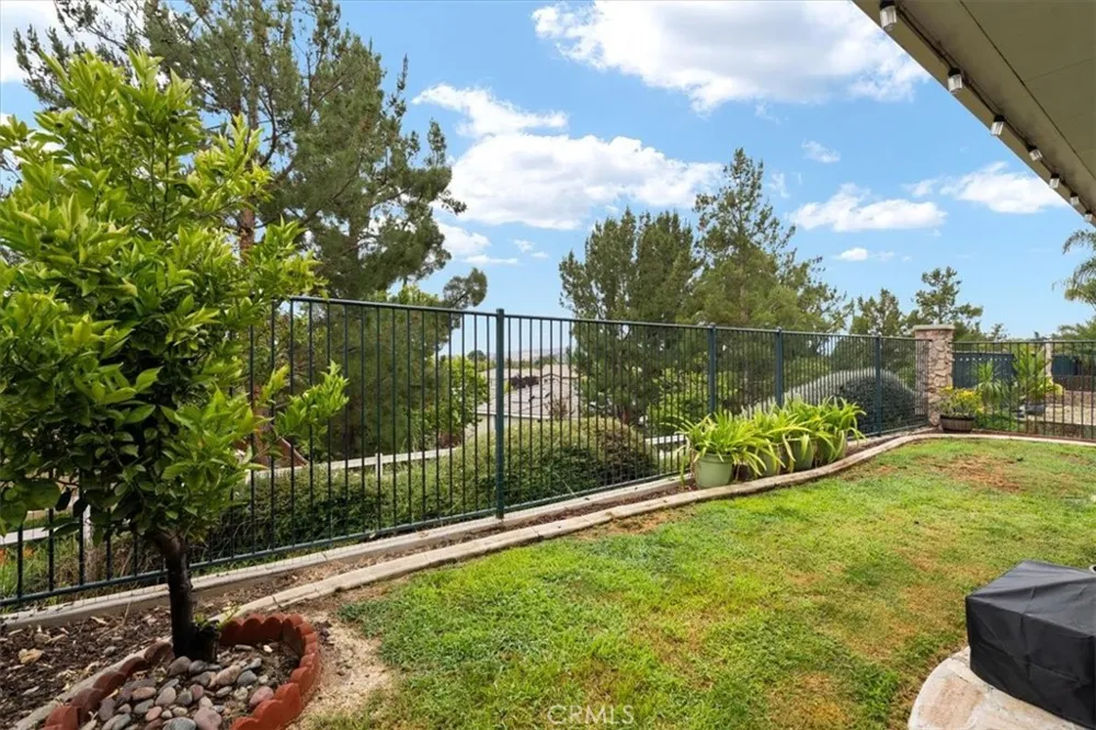 33410 Wallace Yucaipa, CA 92399