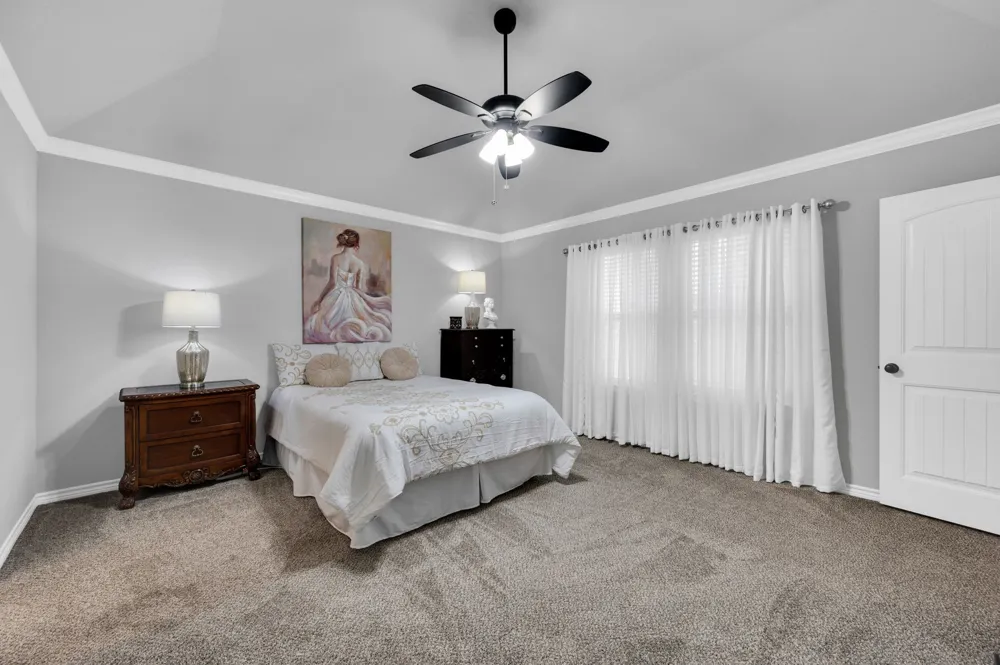 109 Creekside Drive Glen Rose, TX 76043