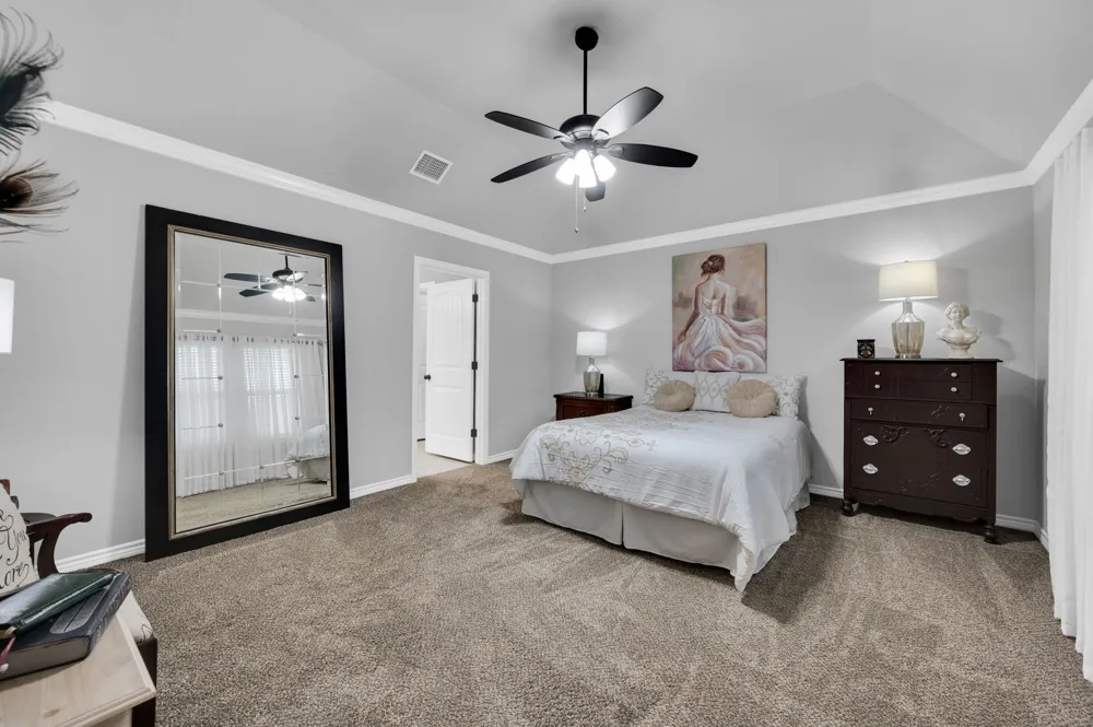 109 Creekside Drive Glen Rose, TX 76043