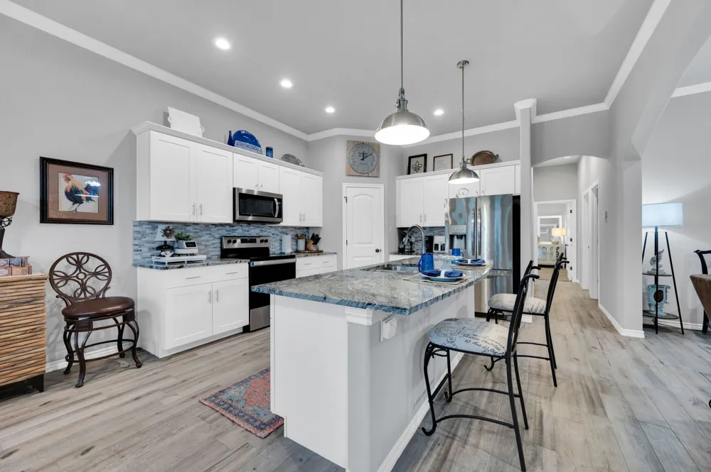 109 Creekside Drive Glen Rose, TX 76043