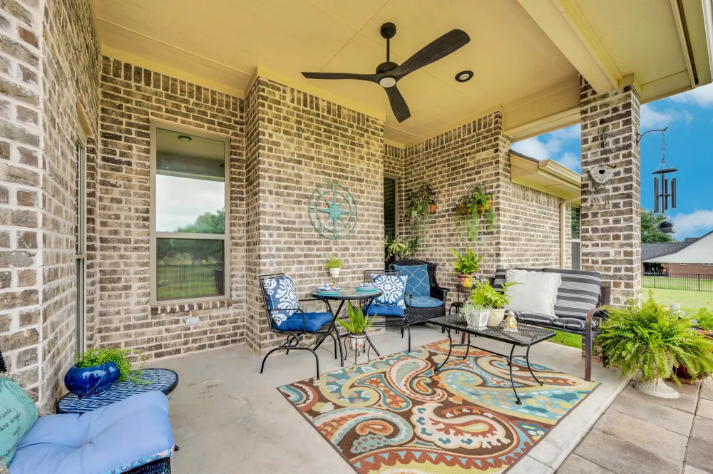 109 Creekside Drive Glen Rose, TX 76043