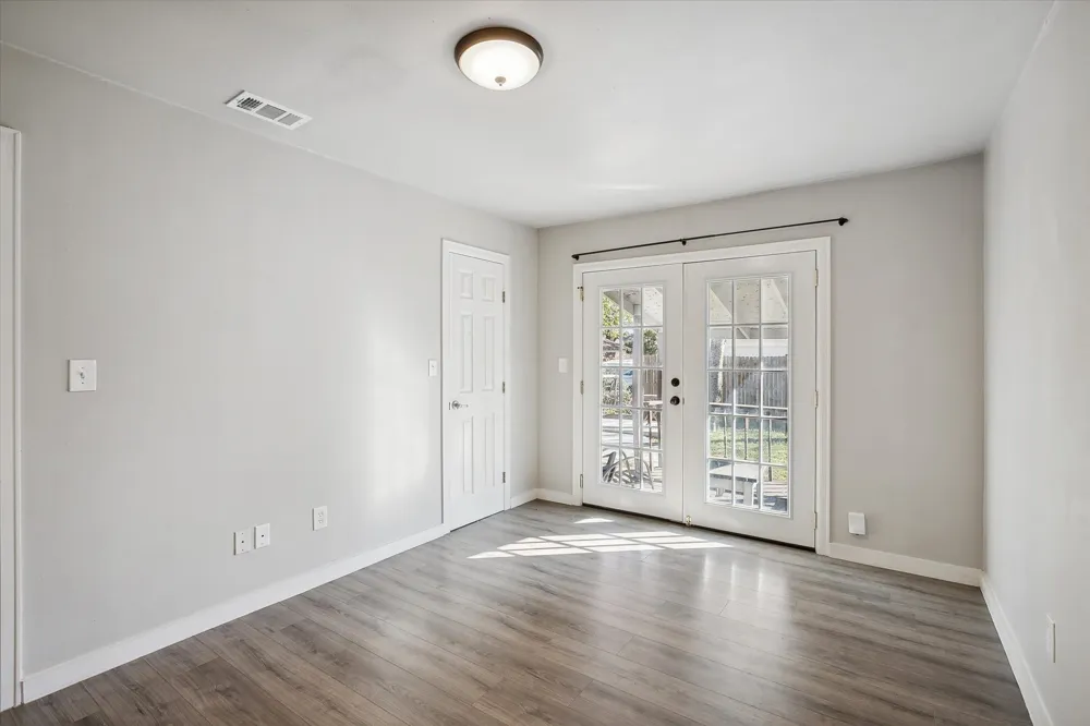 306 Walnut Street Roanoke, TX 76262