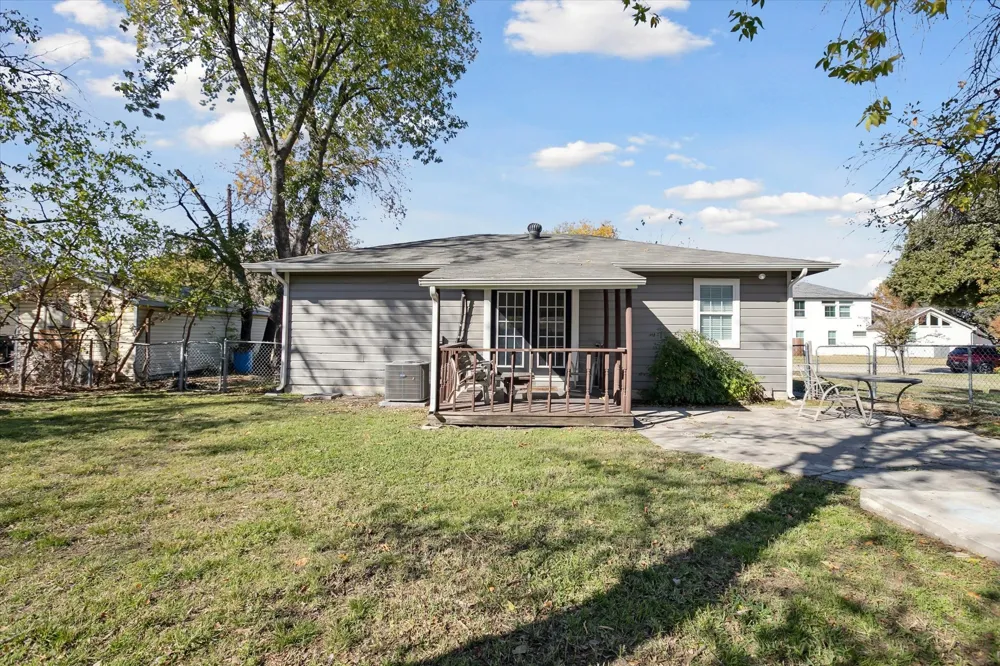 306 Walnut Street Roanoke, TX 76262