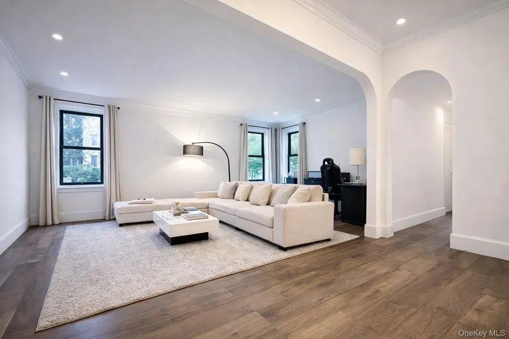 3000 Valentine Avenue #2E Bronx, NY 10458