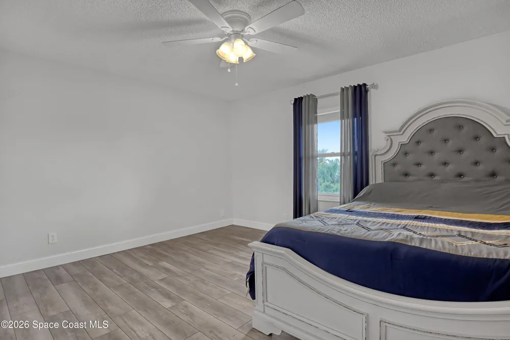 1010 Pine Tree Drive #202 Indian Harbour Beach, FL 32937