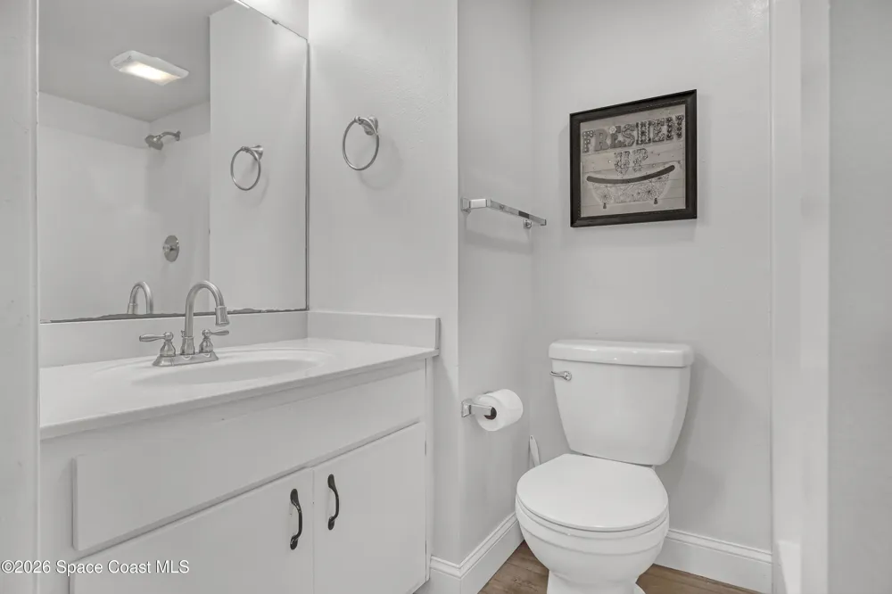 1010 Pine Tree Drive #202 Indian Harbour Beach, FL 32937