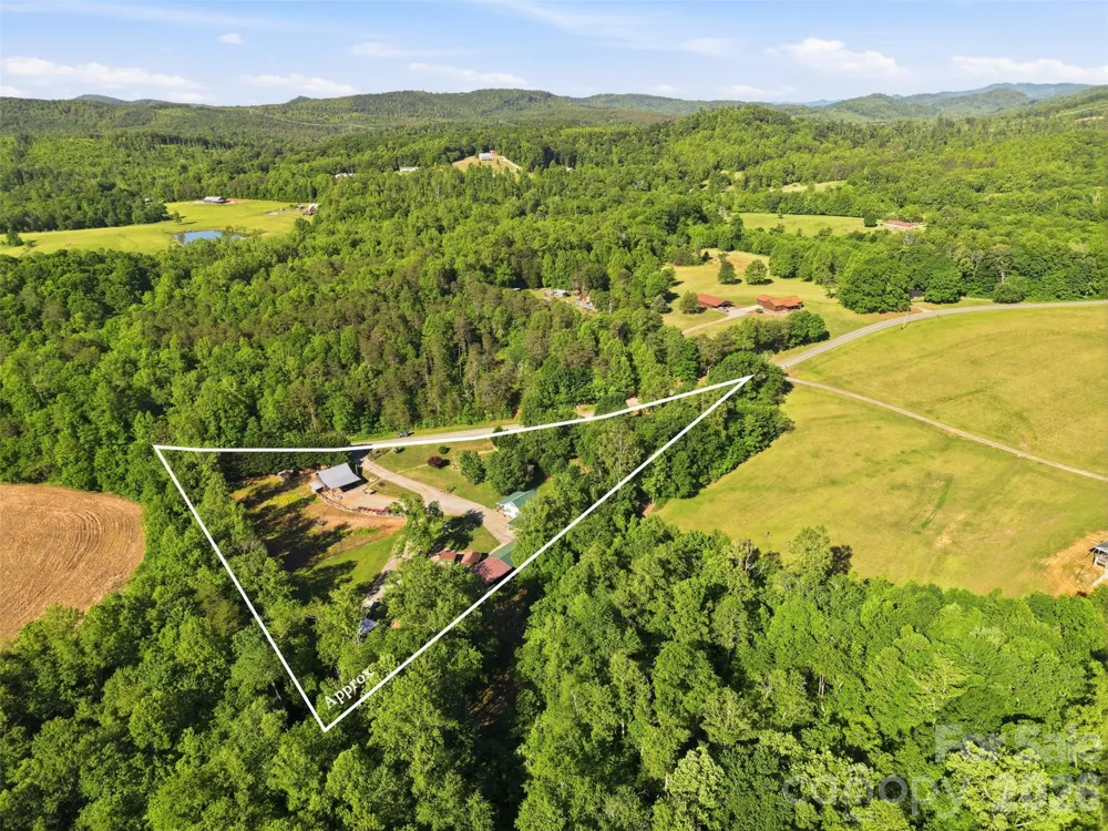 176 + 174 Oak Hollow Road Union Grove, NC 28689