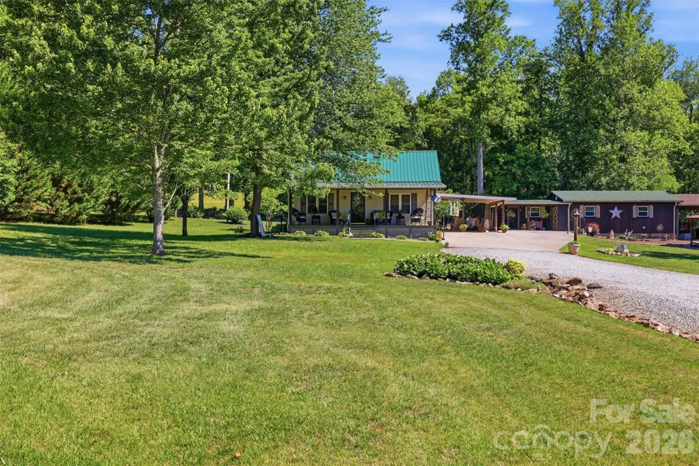 176 + 174 Oak Hollow Road Union Grove, NC 28689