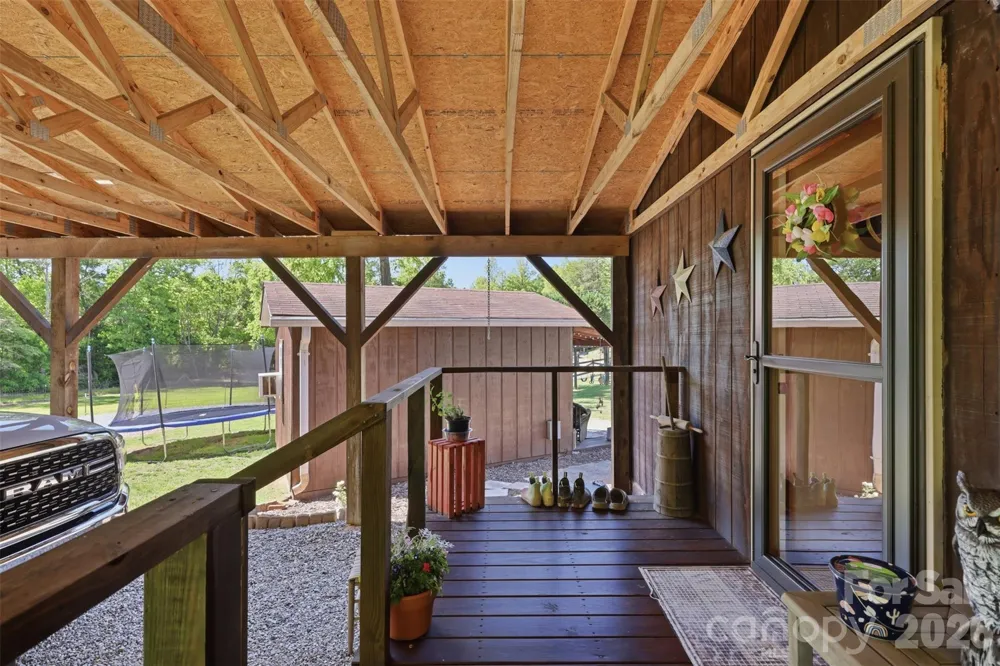 176 + 174 Oak Hollow Road Union Grove, NC 28689
