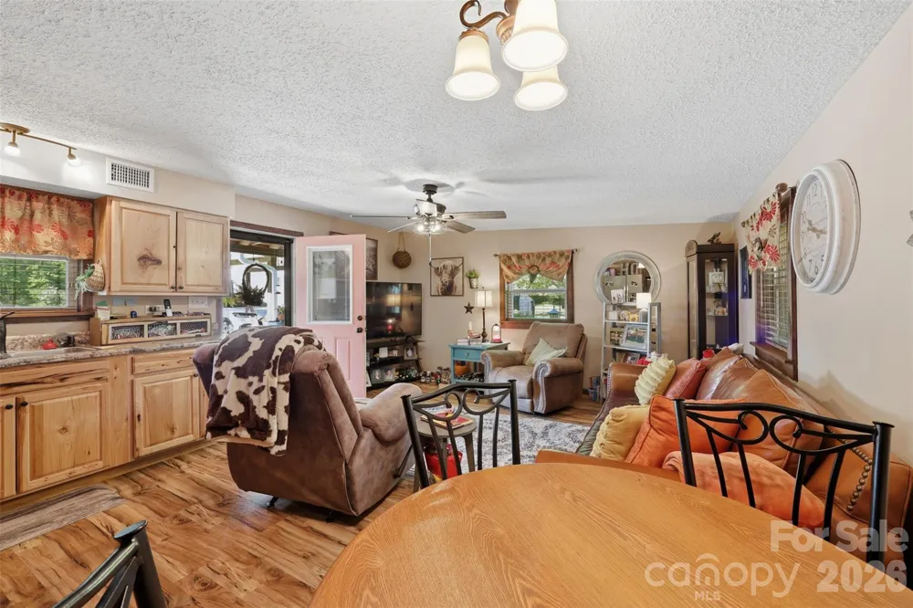 176 + 174 Oak Hollow Road Union Grove, NC 28689