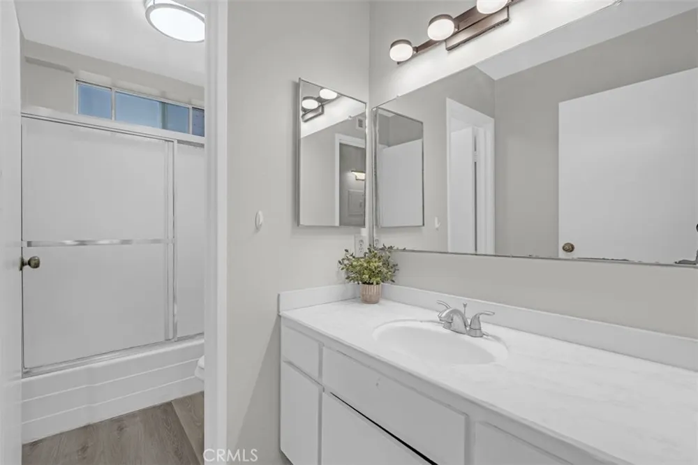 1525 Walnut Leaf Drive #214 Walnut, CA 91789
