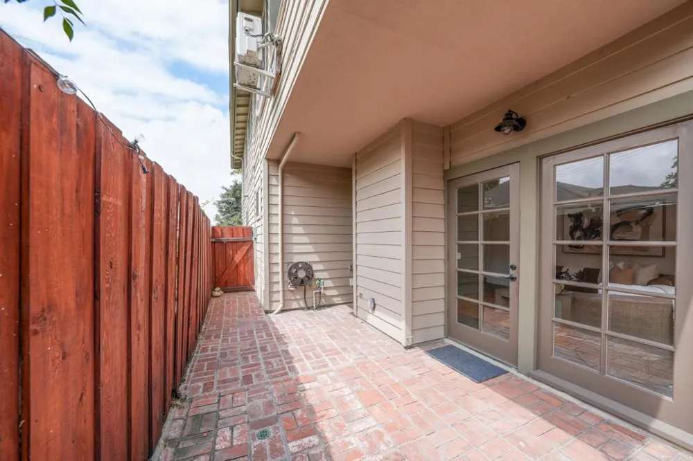 3711 Columbia Street San Diego, CA 92103