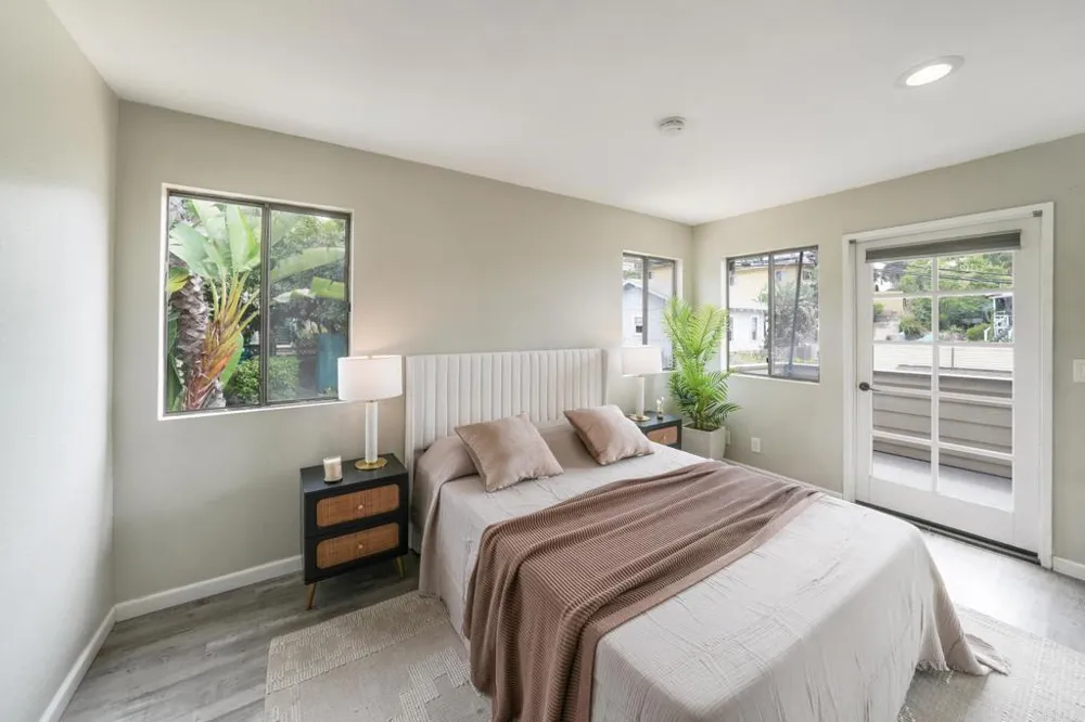 3711 Columbia Street San Diego, CA 92103