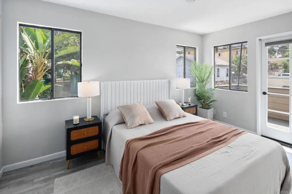 3711 Columbia Street San Diego, CA 92103