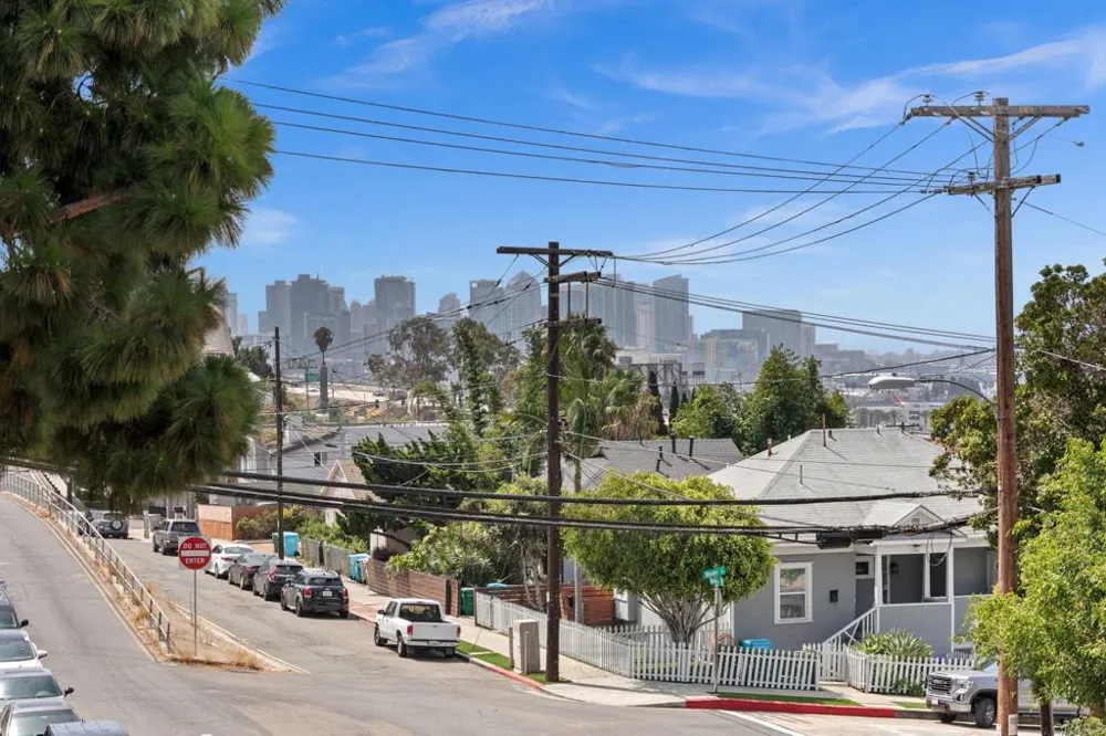 3711 Columbia Street San Diego, CA 92103