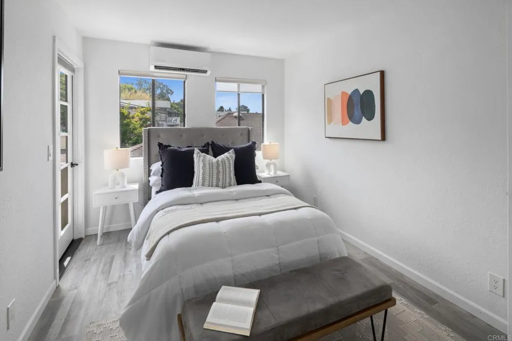3711 Columbia Street San Diego, CA 92103
