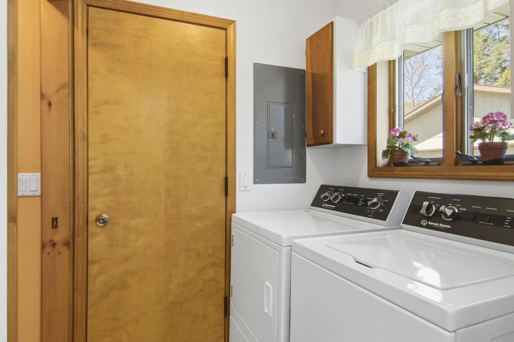 205 E Seventh Street Leelanau Township, MI 49670