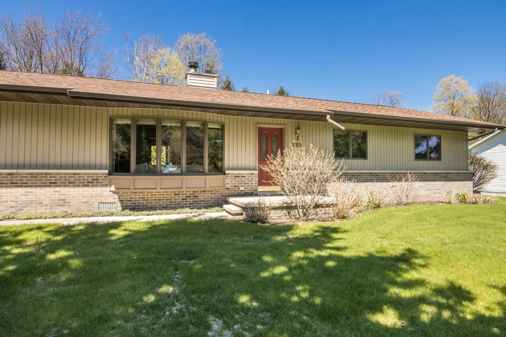 205 E Seventh Street Leelanau Township, MI 49670