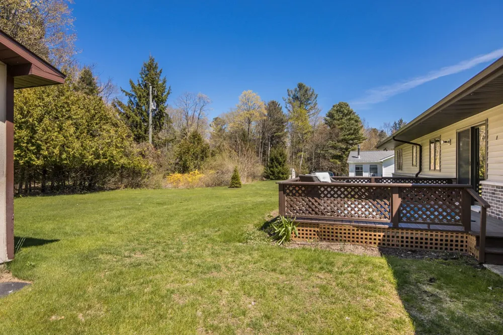205 E Seventh Street Leelanau Township, MI 49670