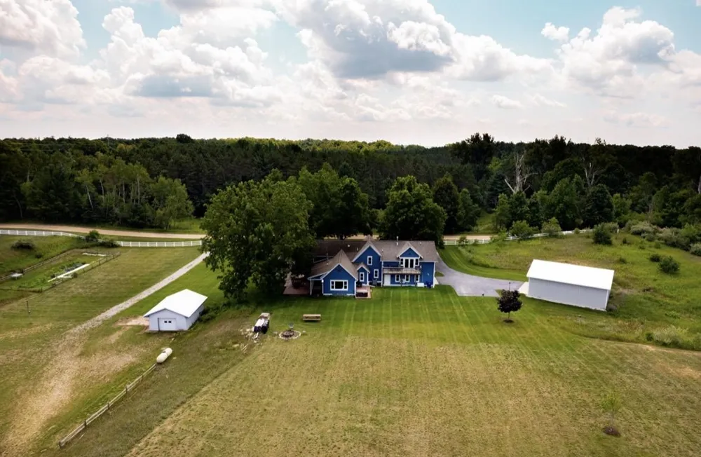 7322 Fryzelka Road Grant Township, MI 49620