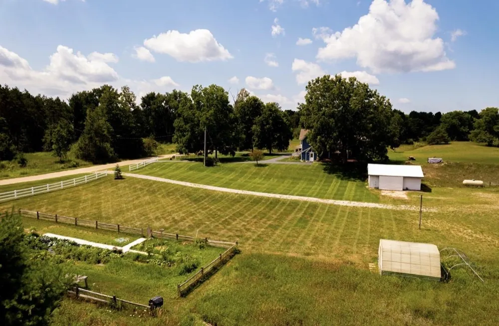 7322 Fryzelka Road Grant Township, MI 49620