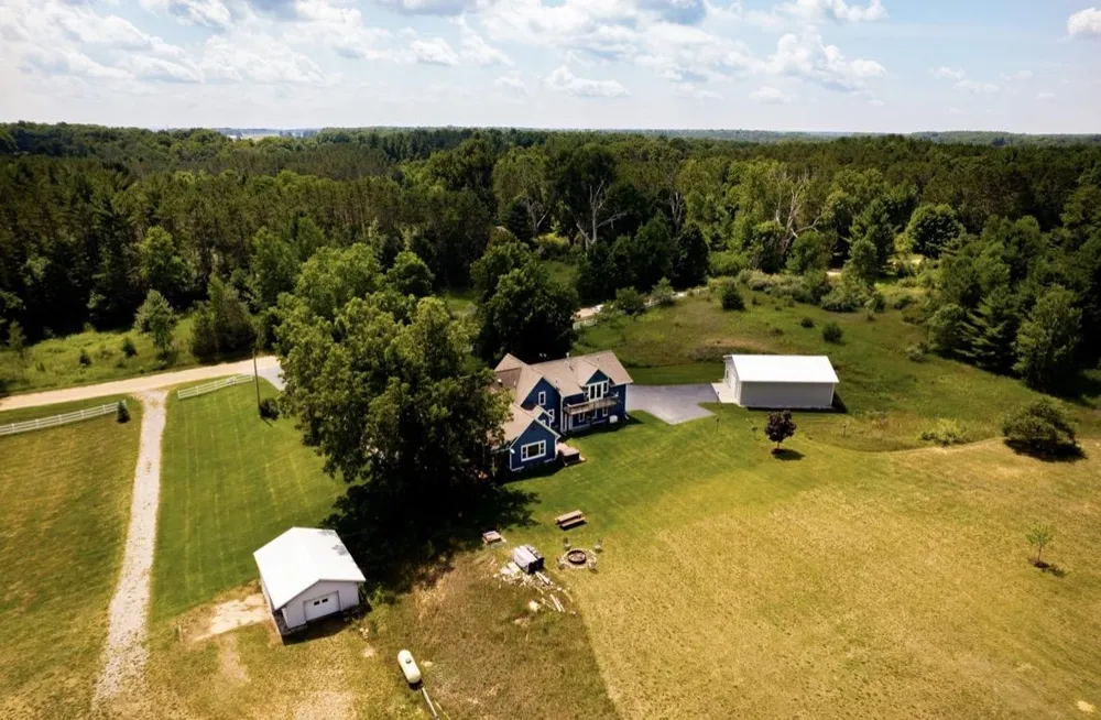 7322 Fryzelka Road Grant Township, MI 49620