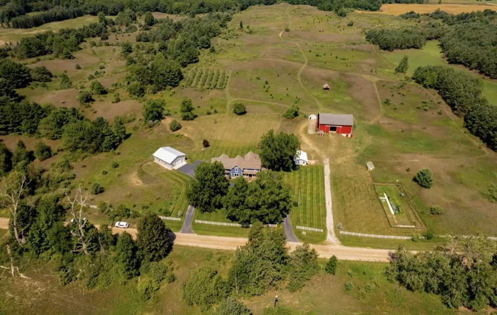 7322 Fryzelka Road Grant Township, MI 49620
