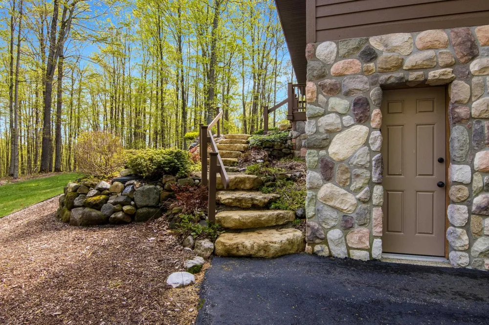 5582 Troon North Kearney Township, MI 49615