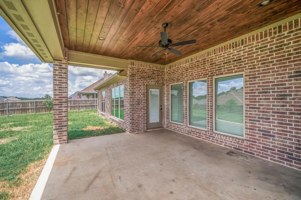 203 New Braunfels Hallsville, TX 75650