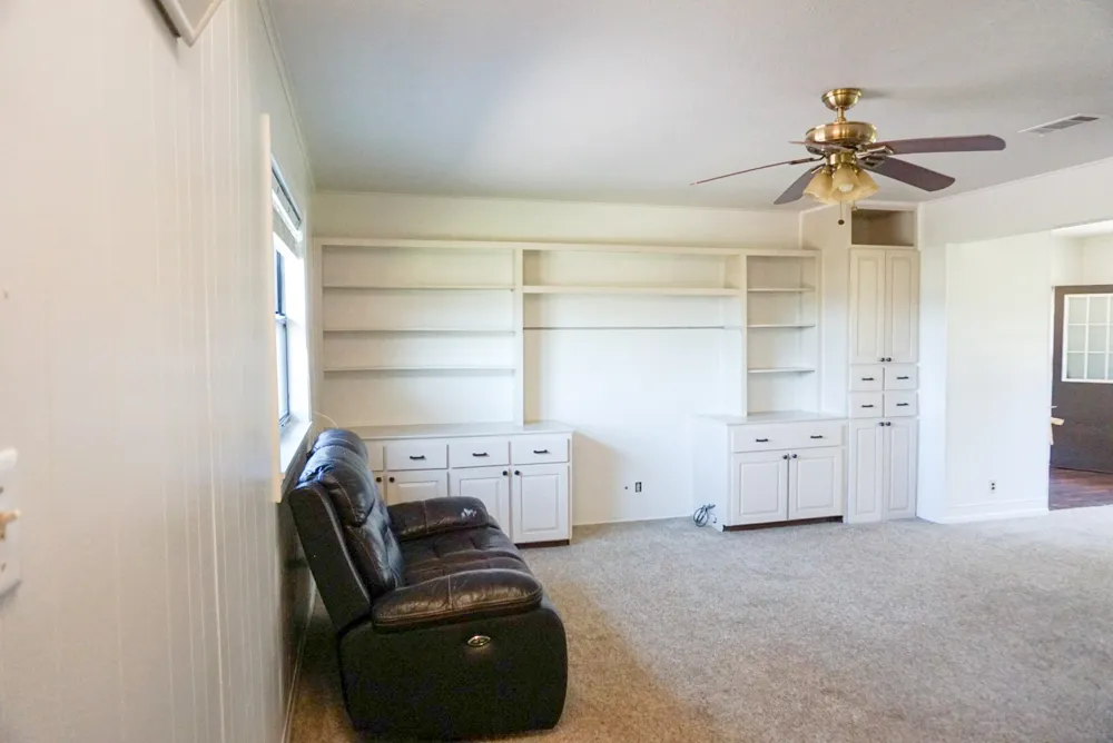 608 W Spring Street West, TX 76691