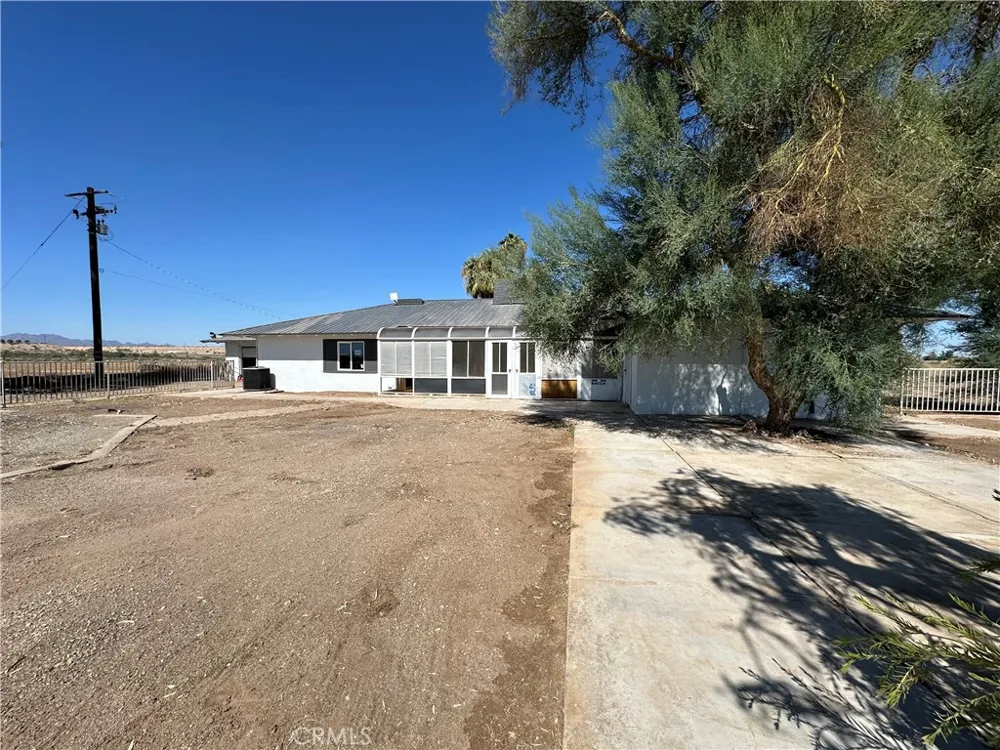 14563 W 14th Avenue Blythe, CA 92225
