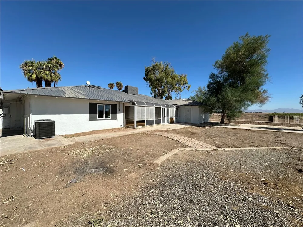 14563 W 14th Avenue Blythe, CA 92225