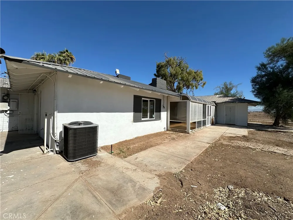 14563 W 14th Avenue Blythe, CA 92225