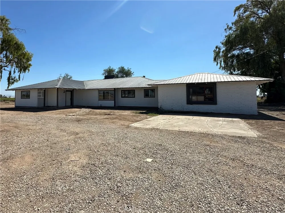 14563 W 14th Avenue Blythe, CA 92225