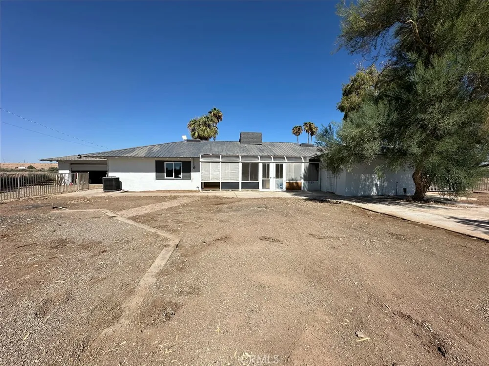 14563 W 14th Avenue Blythe, CA 92225
