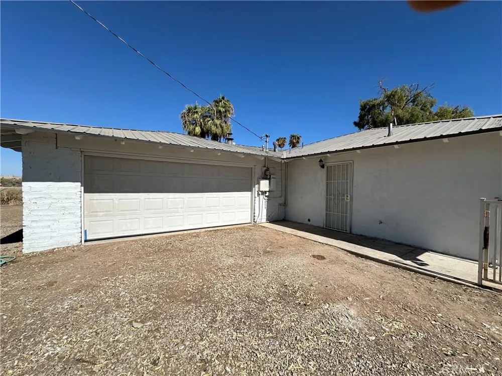 14563 W 14th Avenue Blythe, CA 92225