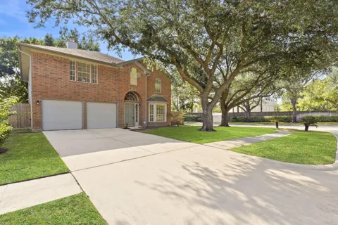 4911 Silver Fox Drive